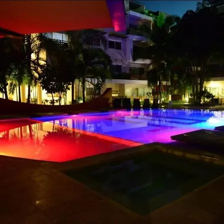 Marina Excelsior Apartment